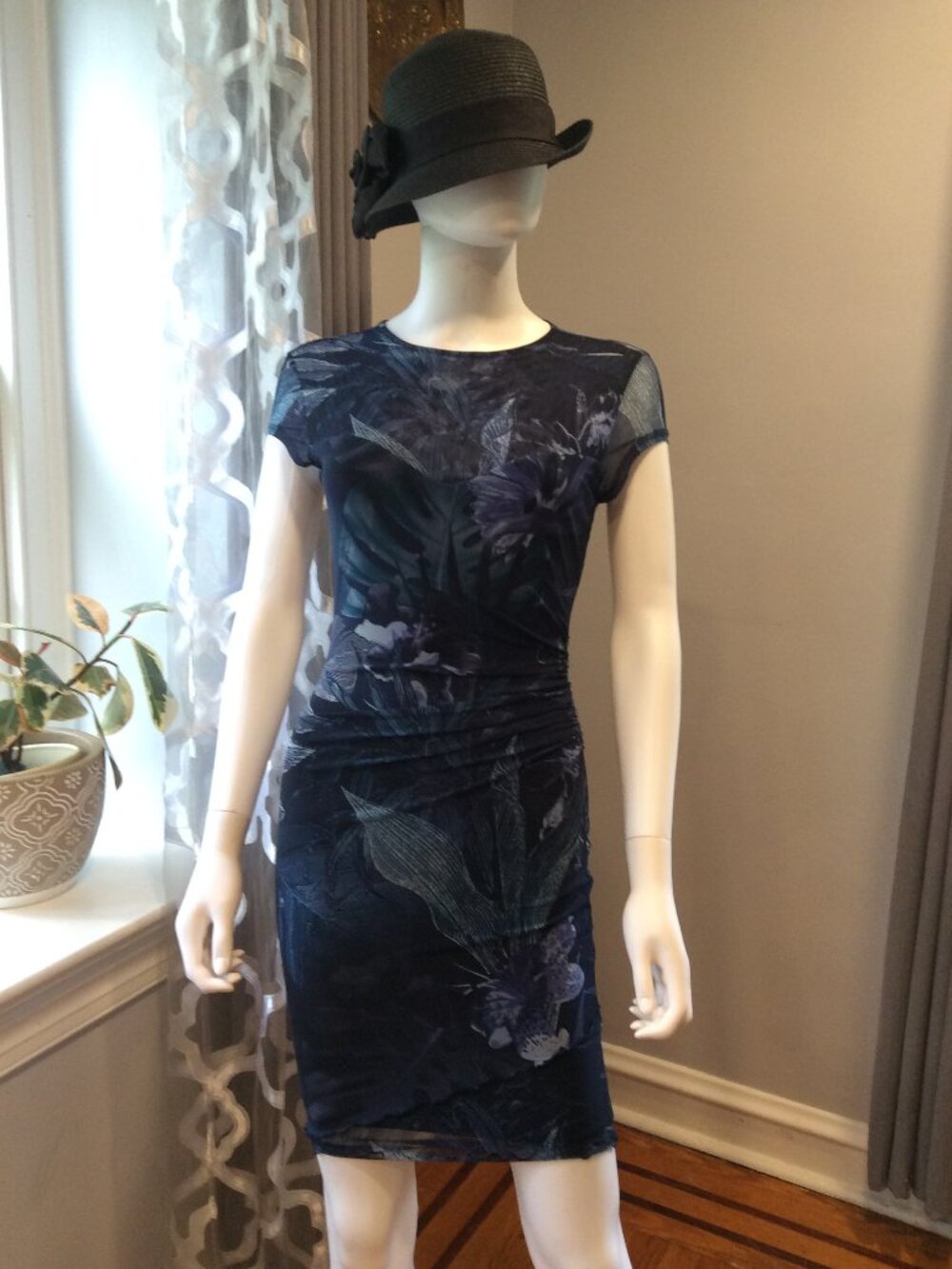 Guess Dark Floral Velvet Bodycon Dress